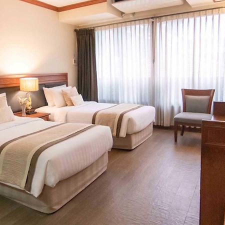 Tohsang Heritage Ubon Ratchathani Hotel Bagian luar foto