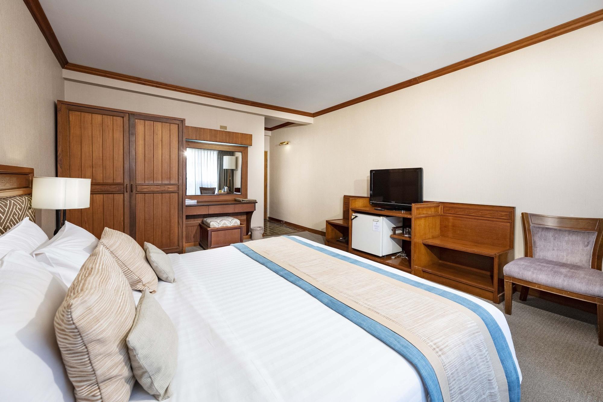 Tohsang Heritage Ubon Ratchathani Hotel Bagian luar foto