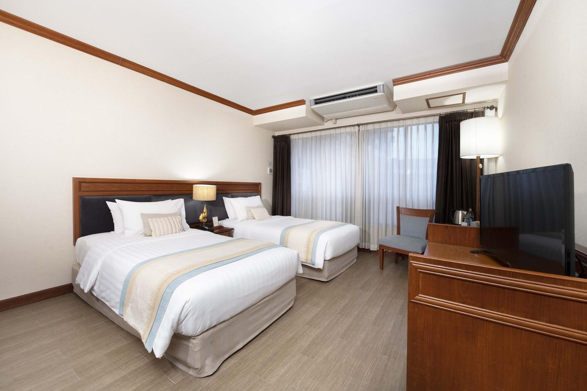 Tohsang Heritage Ubon Ratchathani Hotel Bagian luar foto