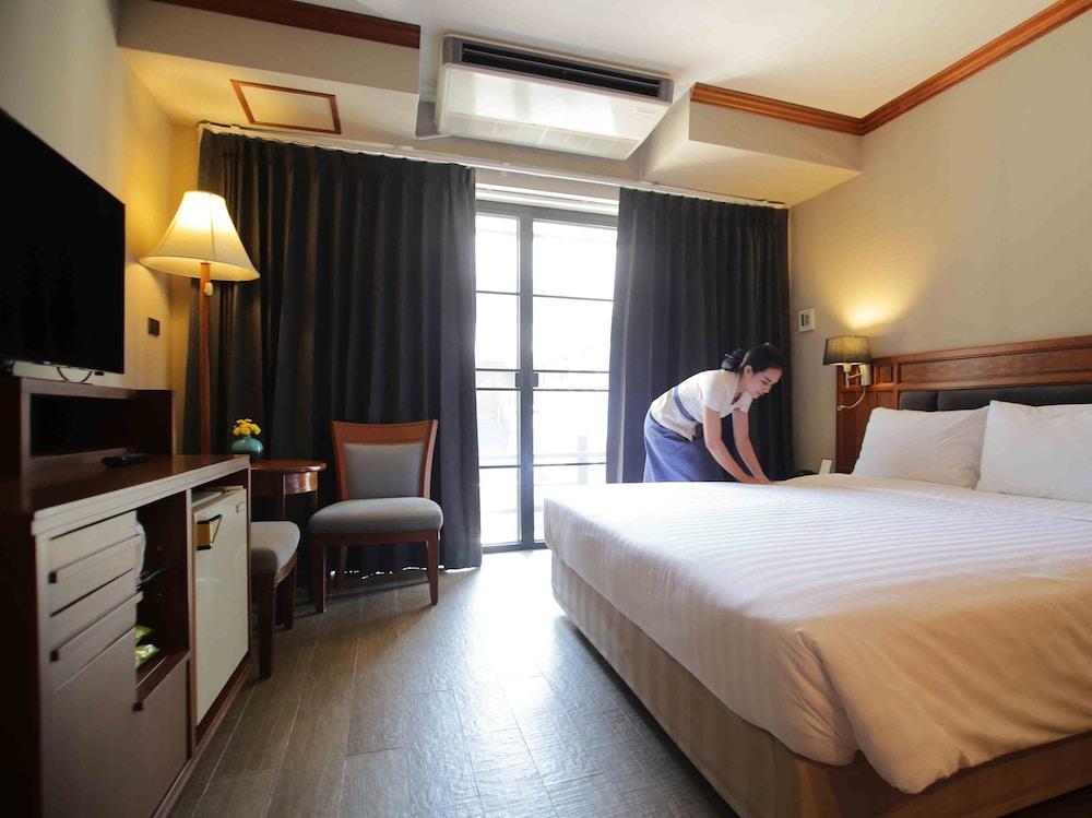 Tohsang Heritage Ubon Ratchathani Hotel Bagian luar foto