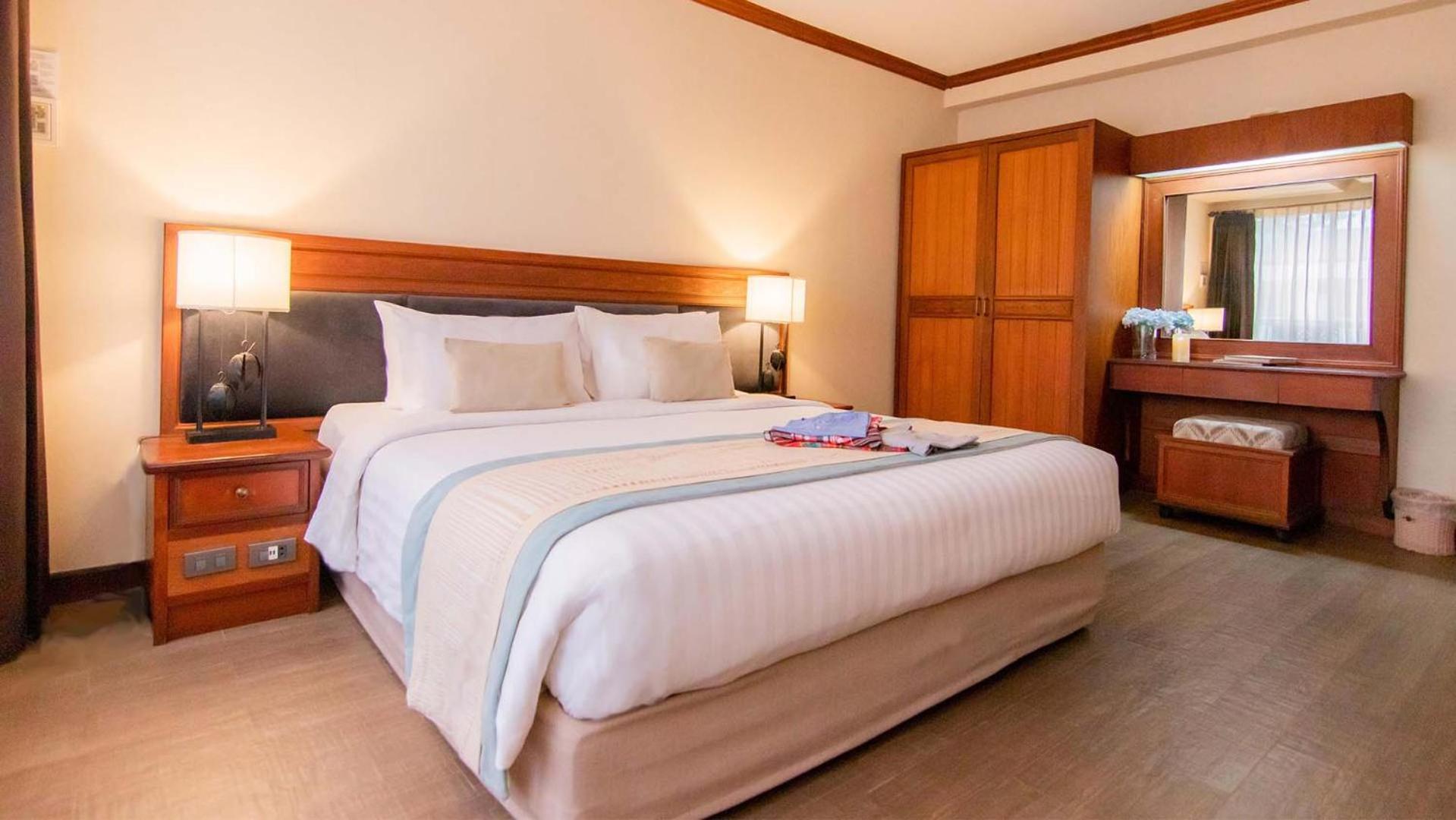 Tohsang Heritage Ubon Ratchathani Hotel Bagian luar foto